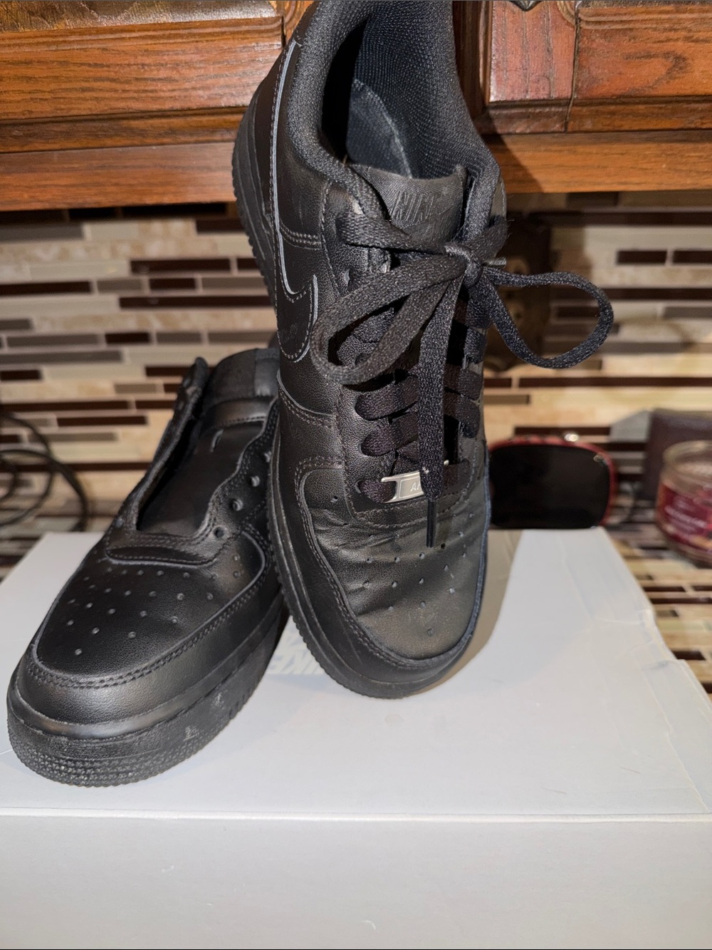 Men's Black Leather Sneakers - Classic Low-Top